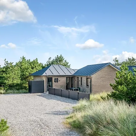 Stylish Activity House From 2018, On A Large Hilly Plot In Sondervig Hébergement de vacances