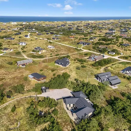 Stylish Activity House From 2018, On A Large Hilly Plot In Sondervig Hébergement de vacances Ringkøbing