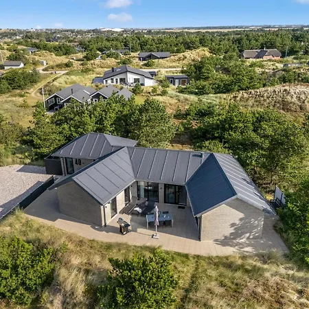 Stylish Activity House From 2018, On A Large Hilly Plot In Sondervig, Holiday home *